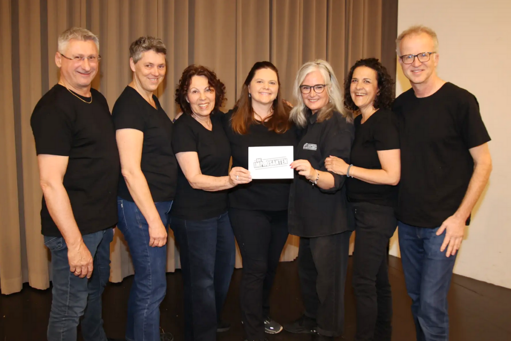 Auftritt in Bürmoos: Gruppenbild der Improsanten